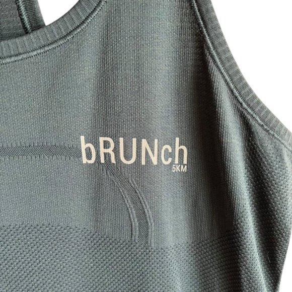 Swiftly Tech Tank Top Size 10 Green Teal Brunch 5k - Picture 6 of 9